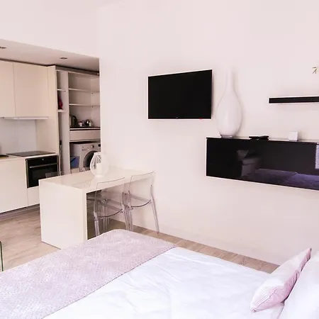 Apartment Champs Elysees Paris