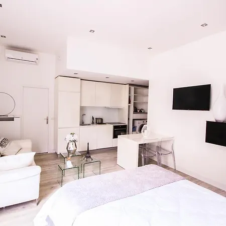 Apartment Champs Elysees *